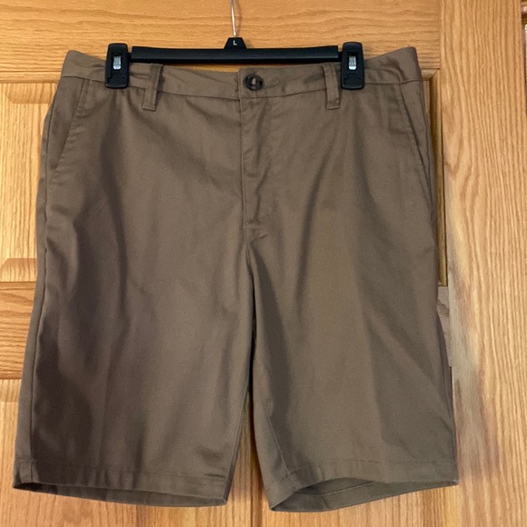 Brown Chino shorts - Picture 1 of 3